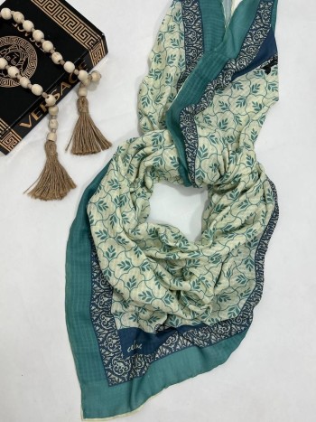 روسری طرحدار کد 4123